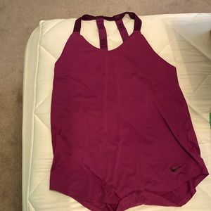 Nike womens sport top